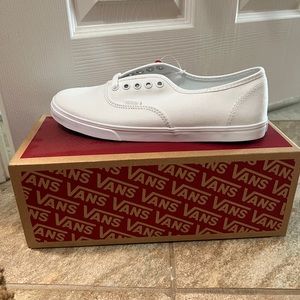 Vans, pure white, size 8.0 women, 6.5 men